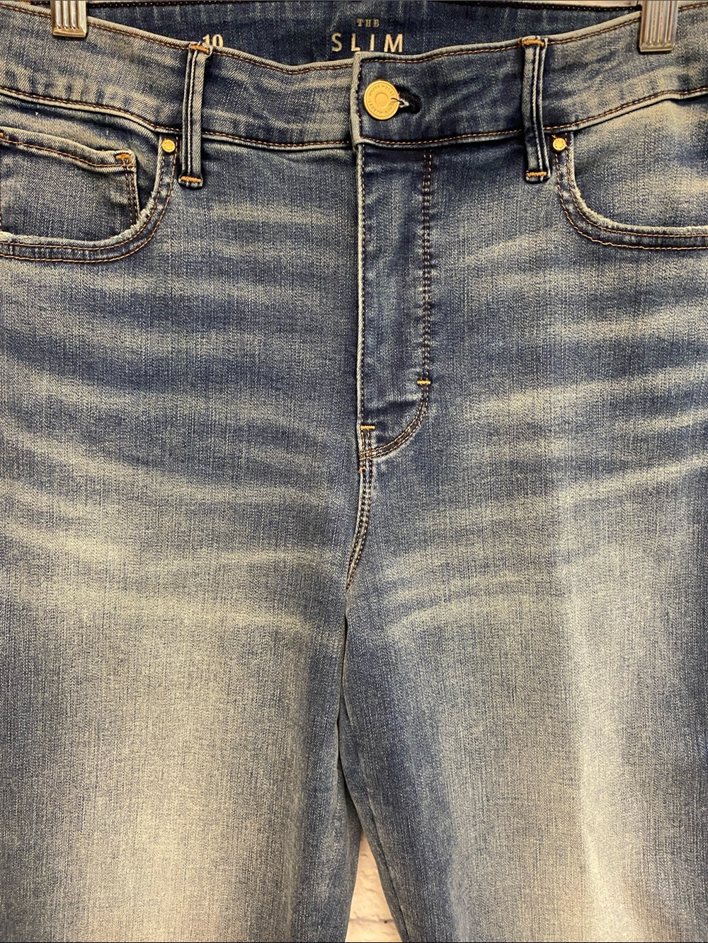 White House Black Market Cropped Jeans with Gold Embellishments Size 10 - Picture 5 of 11